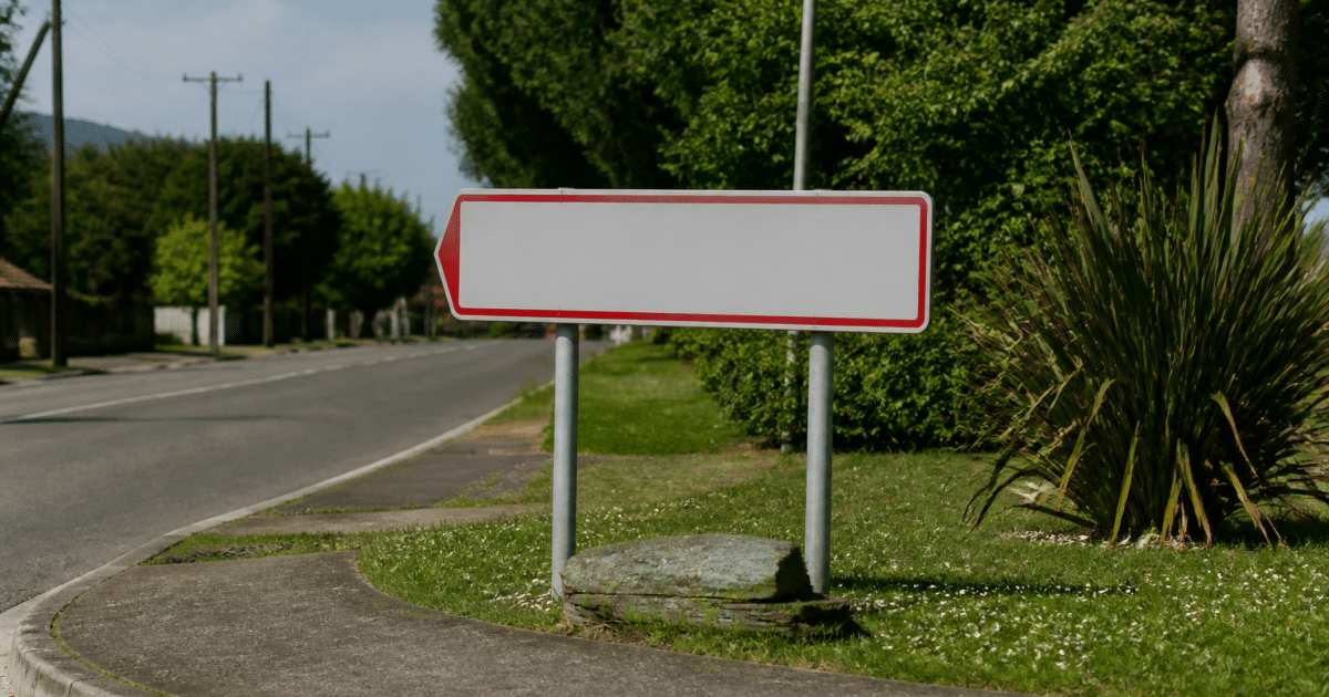 Panneau entrée ville affichant population Saint-Medard-en-Jalles