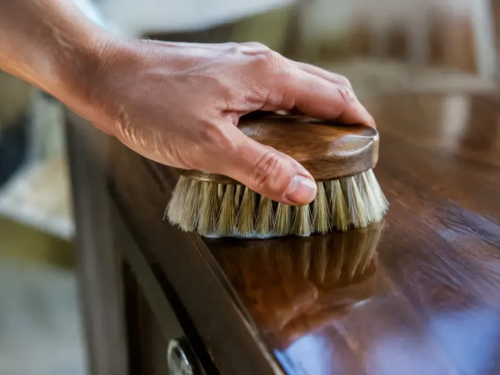 Comment nettoyer un parquet ciré encrassé sans l&rsquo;abîmer